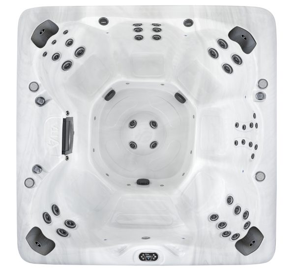 Luxe: Large Family 7 Person Hot Tub